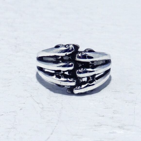 Vintage Sterling Silver Ring Sz 8 with 3 Dolphins for Women, Mother's Day Gift - Picture 3 of 8